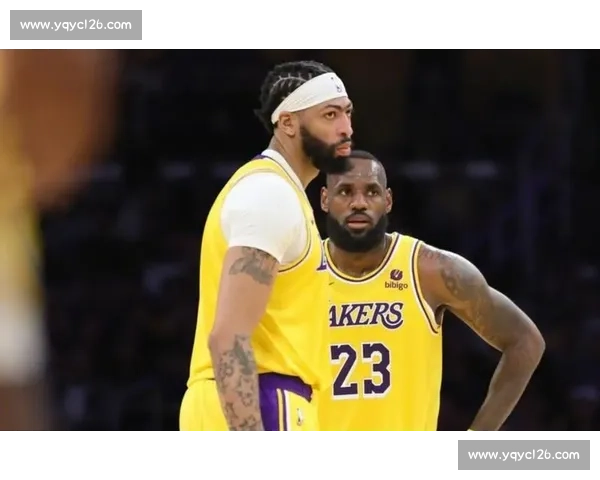 湖人对阵热火总决赛G1比分揭晓詹眉合力奠定胜局走势解析关键因素